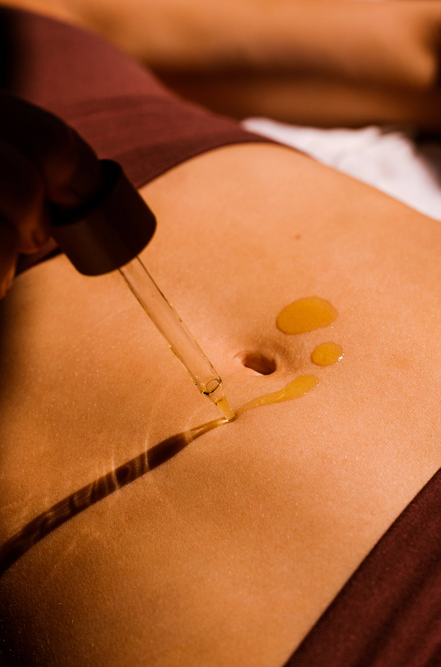 Moon Oil - Menstrual Cycle Massage & Aromatherapy Oil